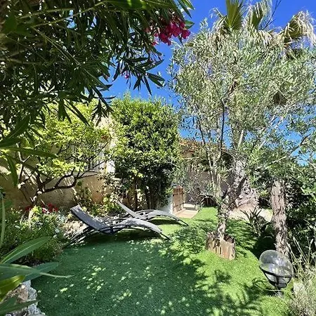 Bed & Breakfast La Bastide Du Levant A 50m De La 3*