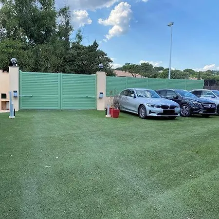 Alojamento de Acomodação e Pequeno-almoço La Bastide Du Levant A 50m De La *